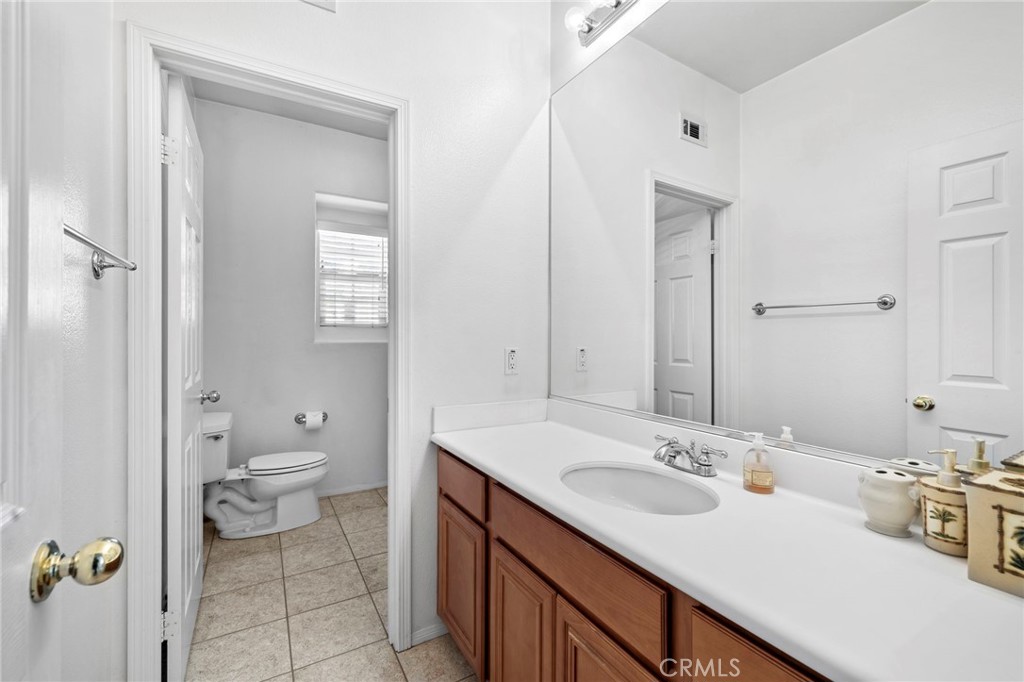 1 Trumpet Vine Street