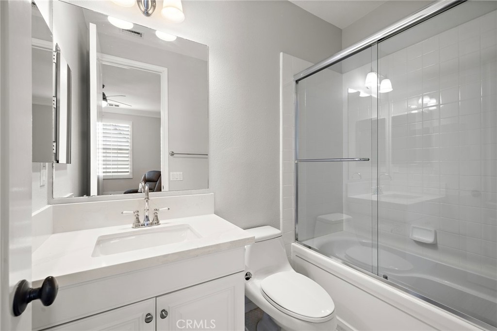 33 Christopher Street