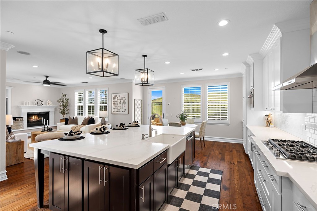 33 Christopher Street