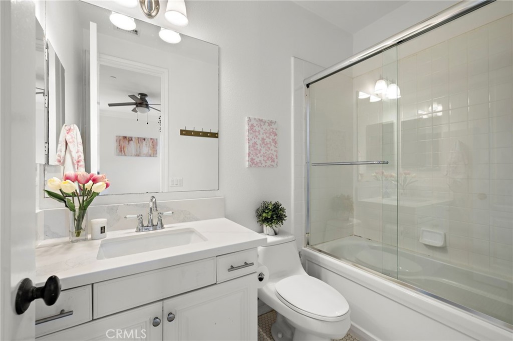 33 Christopher Street