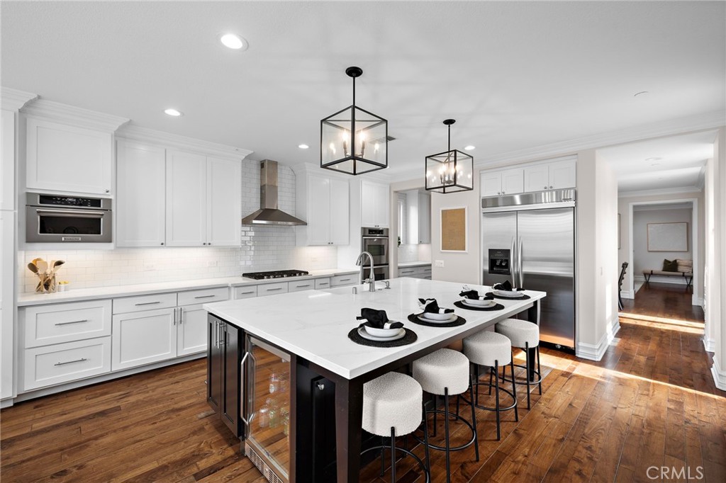 33 Christopher Street