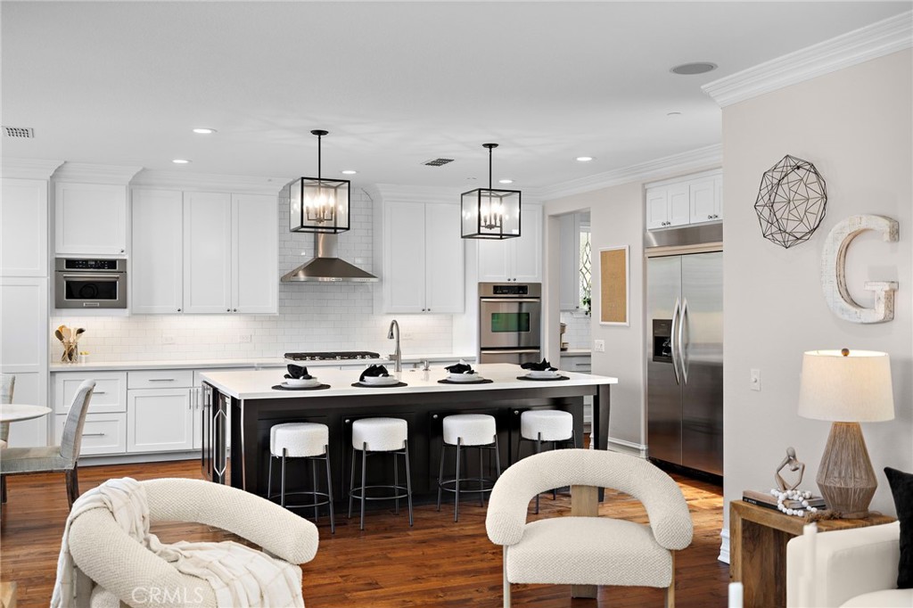 33 Christopher Street