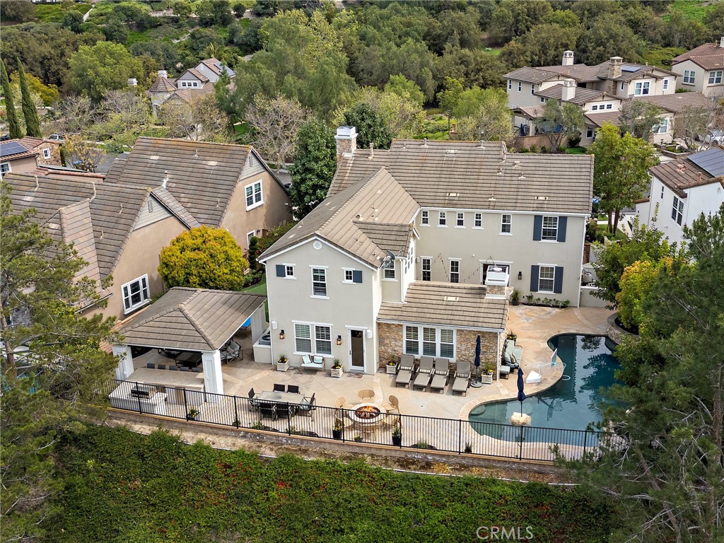 33 Christopher Street