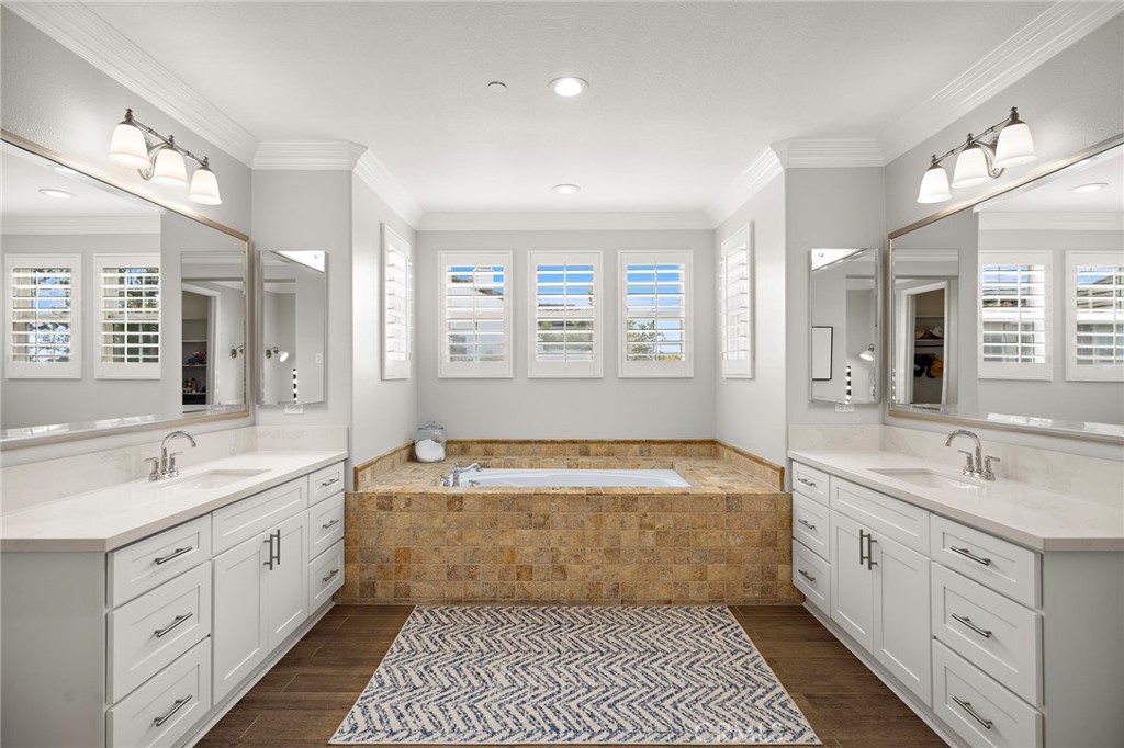 33 Christopher Street