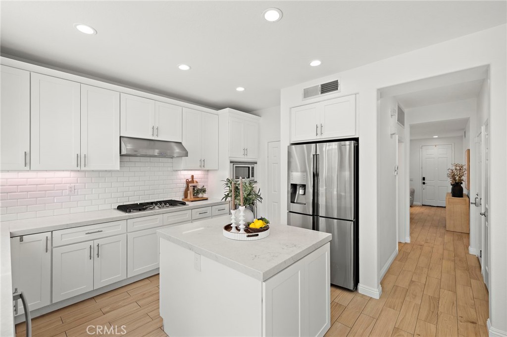 10 Sachem Way