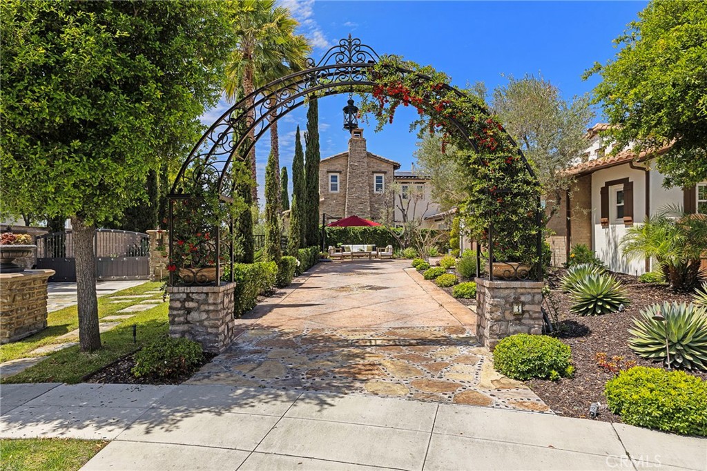 3 Kent Court