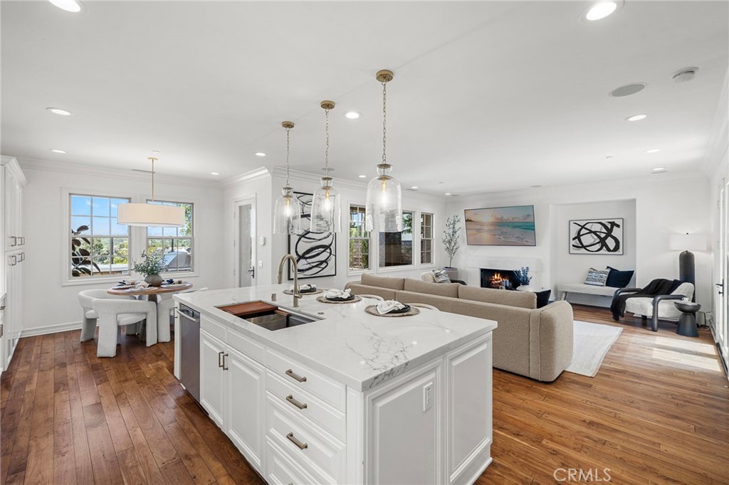 3 Kent Court