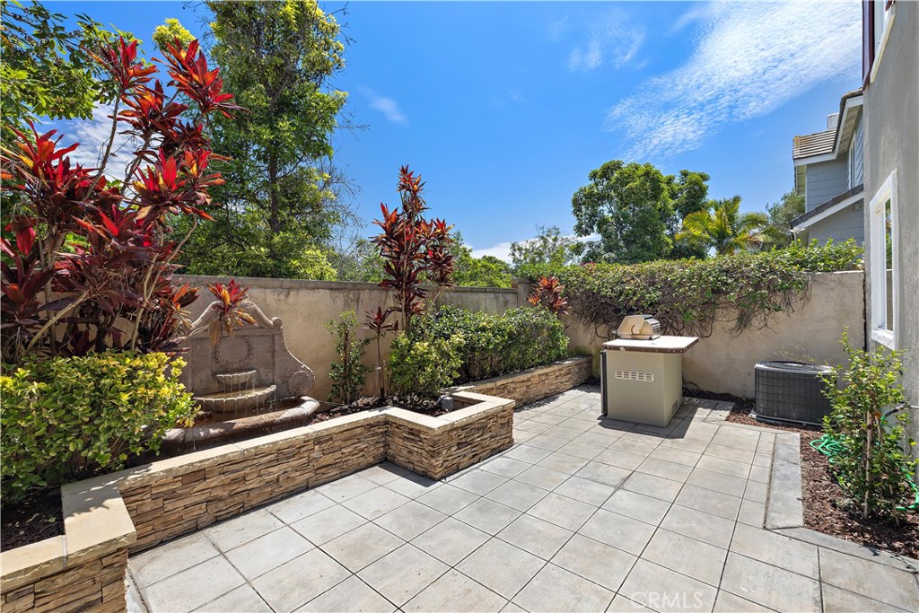 32 Baudin