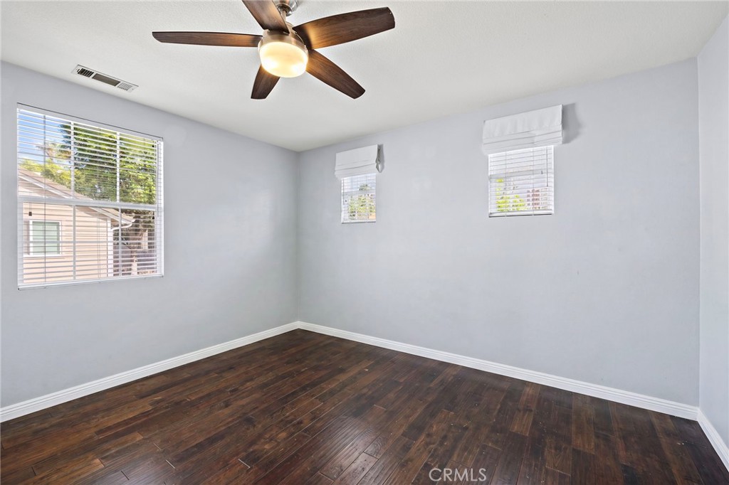 35 St Mays Rd