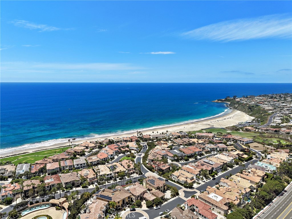 101 Ritz Cove