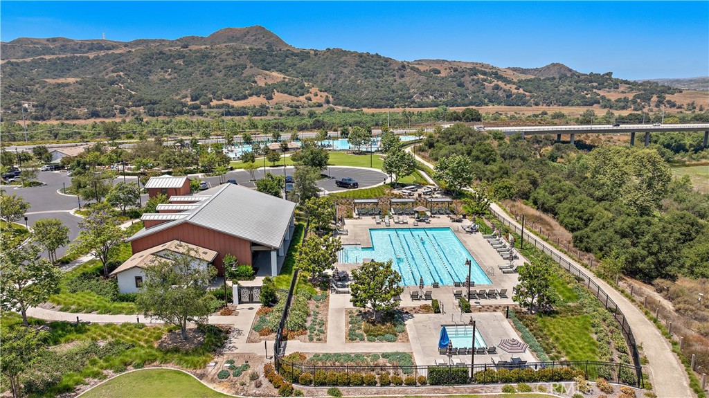655 Leonard Drive