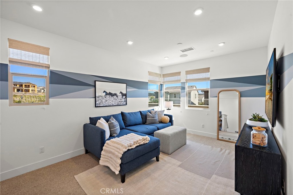 655 Leonard Drive