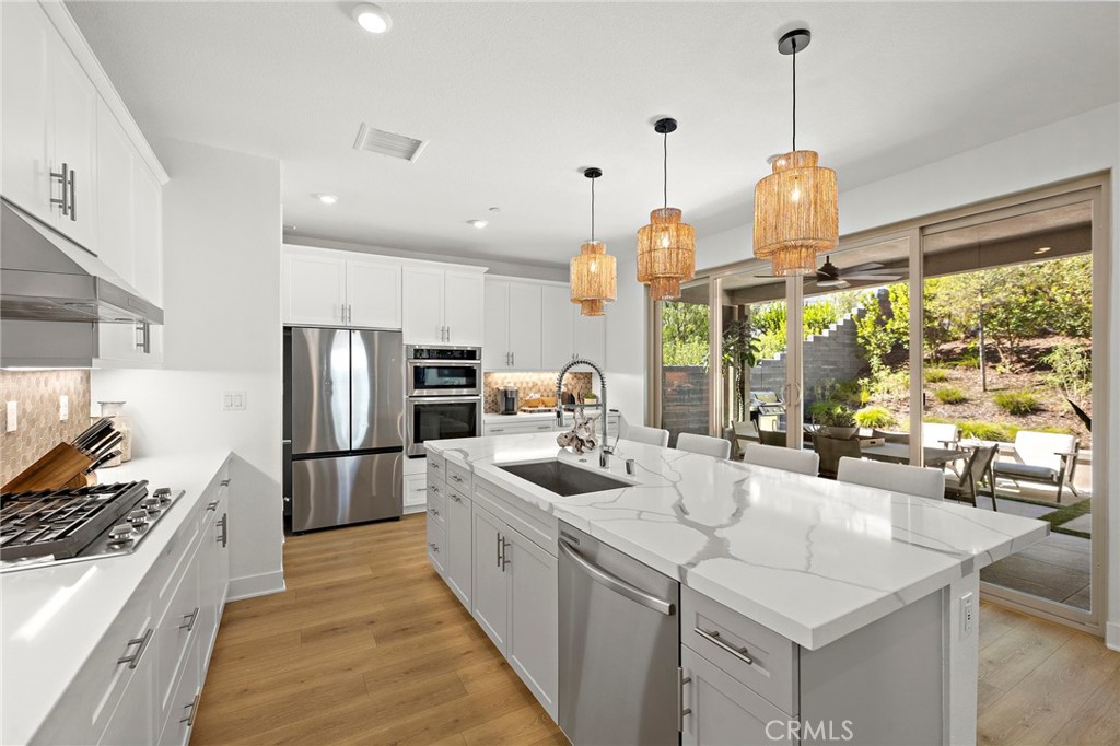 655 Leonard Drive
