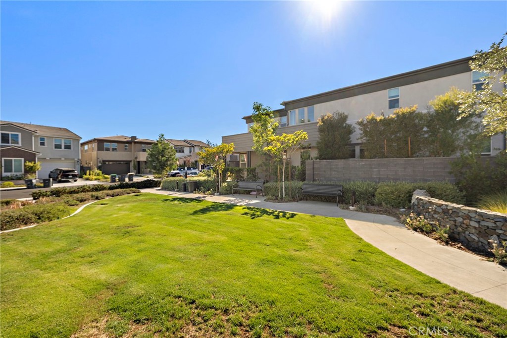 655 Leonard Drive