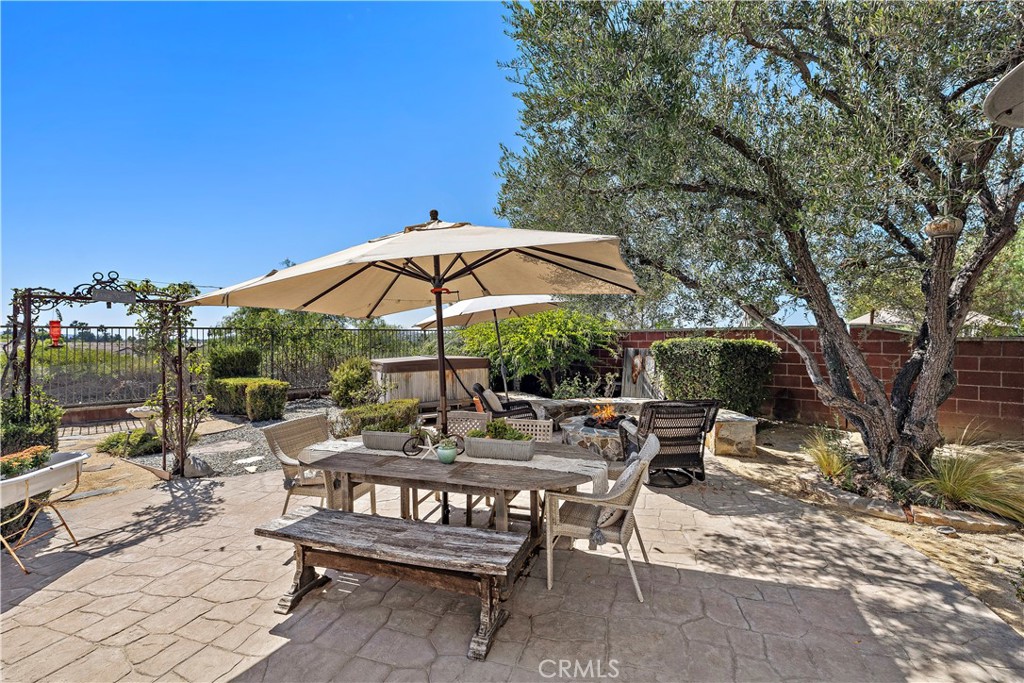 18 Blue Spruce
