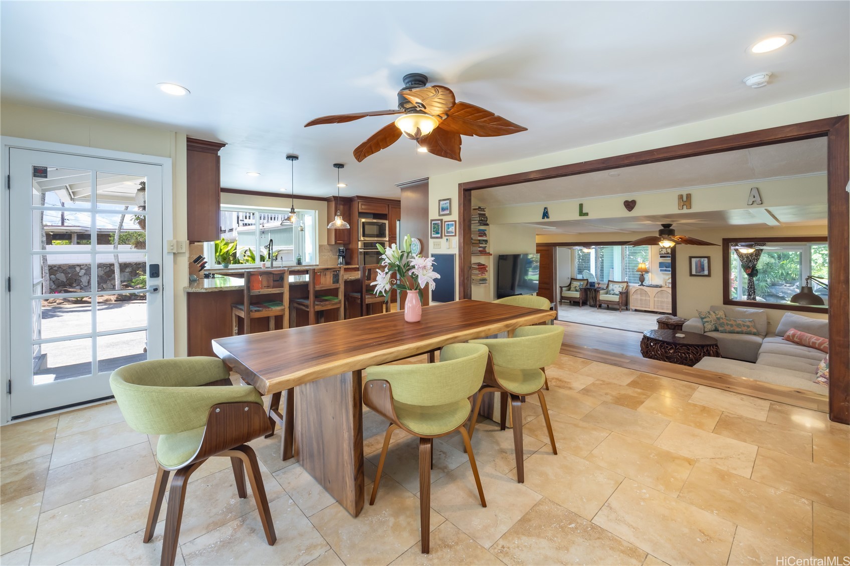 409 Wanaao Road