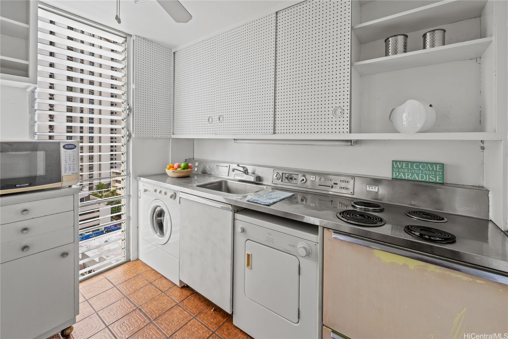 419 A Atkinson Drive 1202