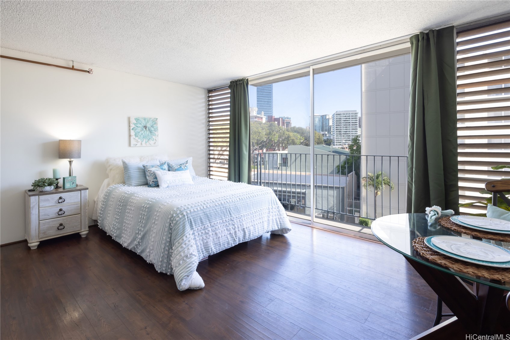 1650 Kanunu Street 415