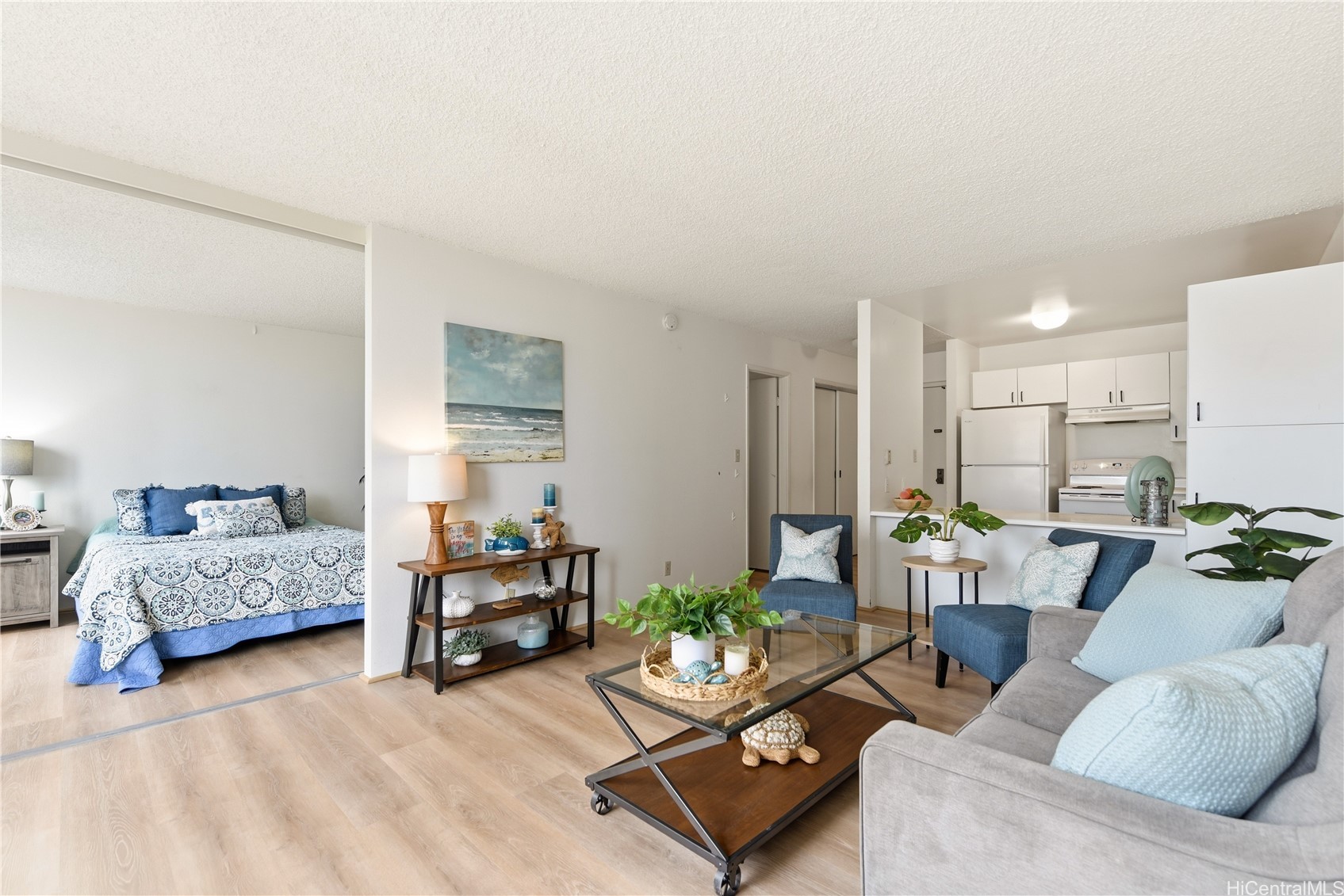 1255 Nuuanu Avenue E612