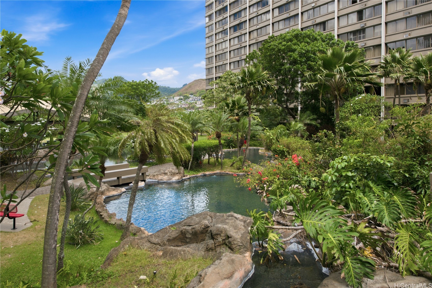 1255 Nuuanu Avenue E612