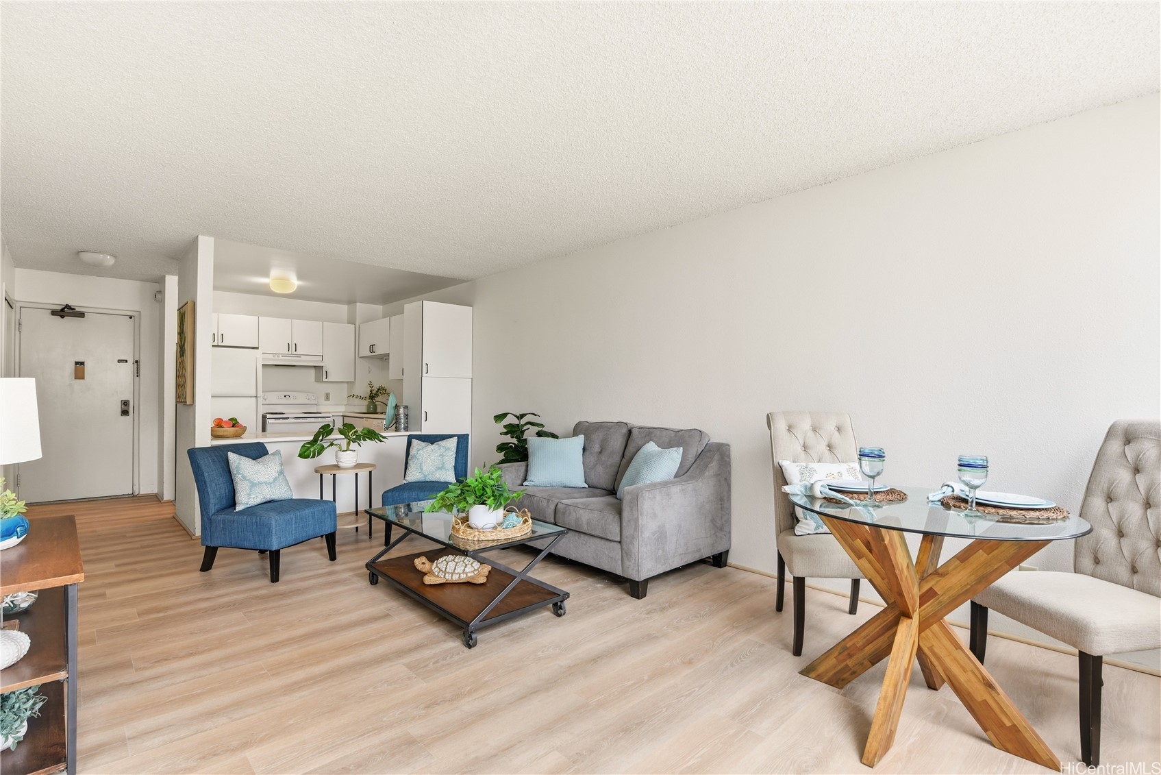 1255 Nuuanu Avenue E612
