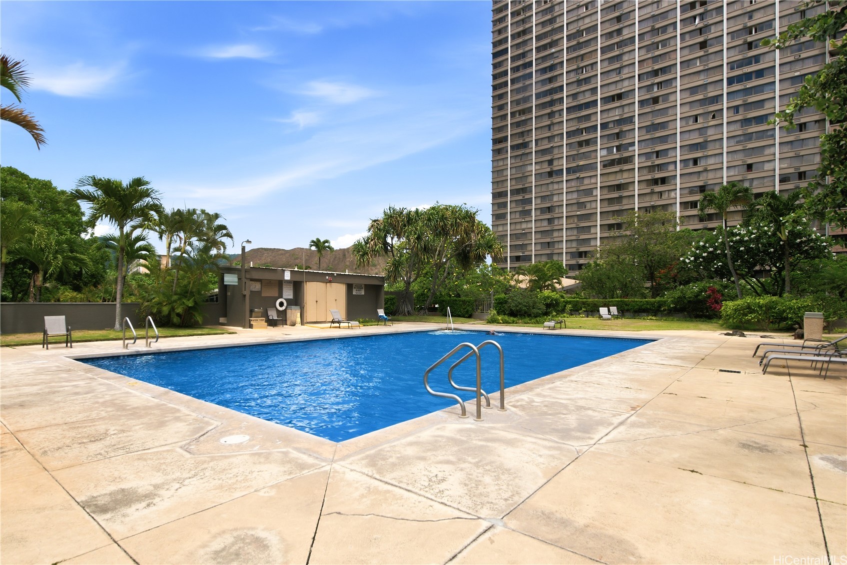 1255 Nuuanu Avenue E612