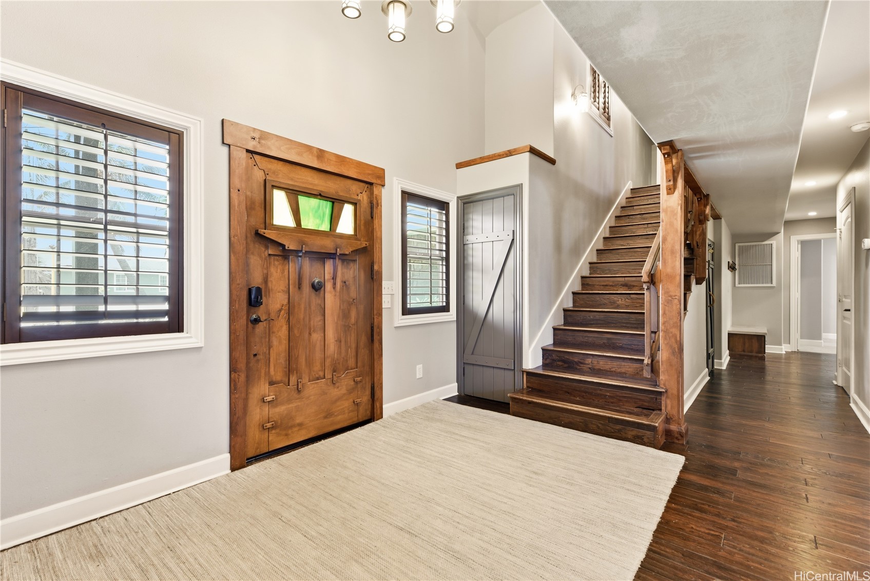 55-689 Wahinepee Street