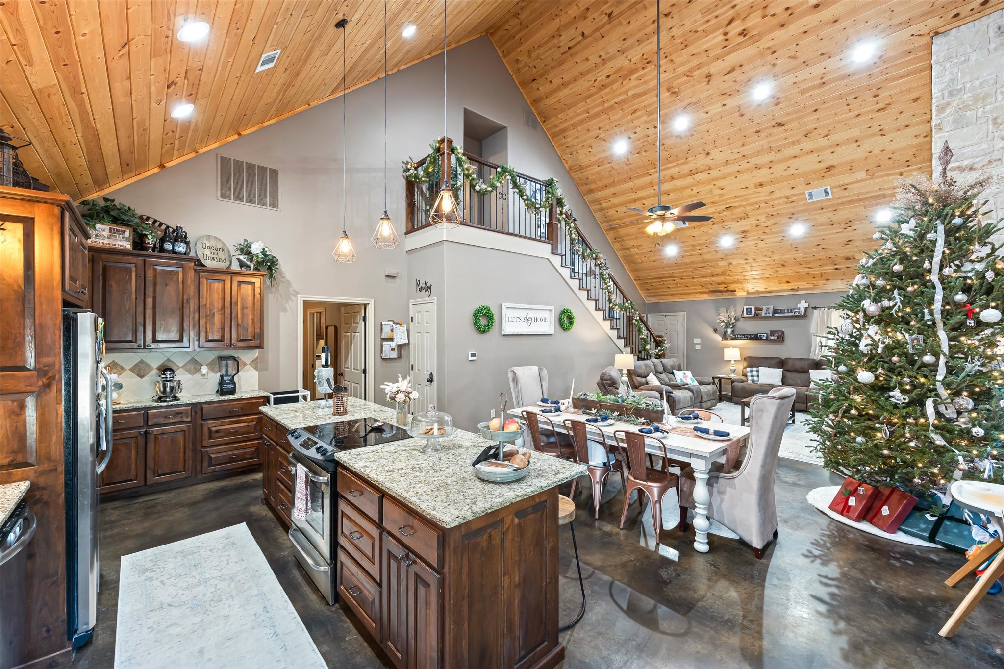 755 Anglers Ridge