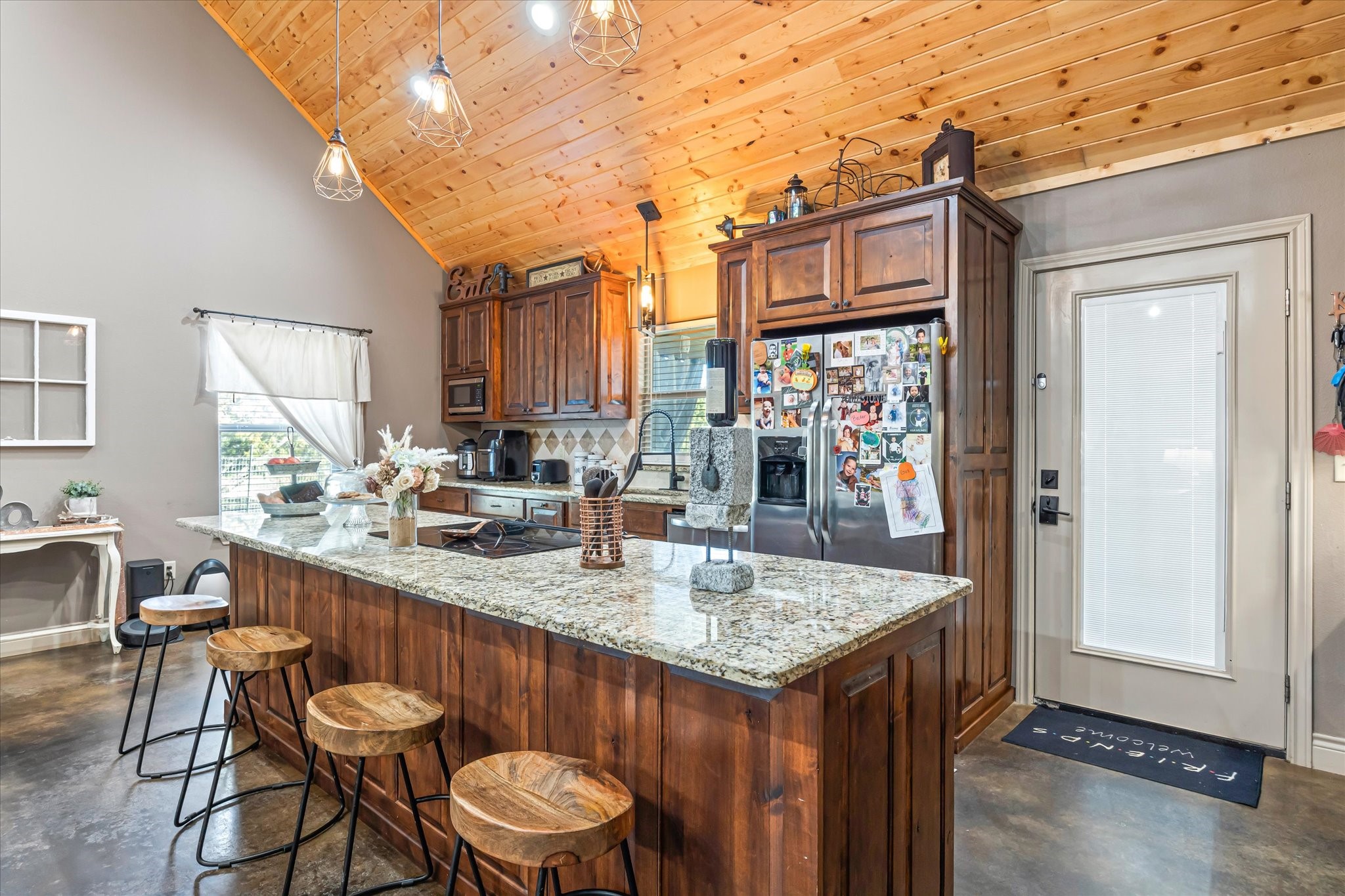 755 Anglers Ridge