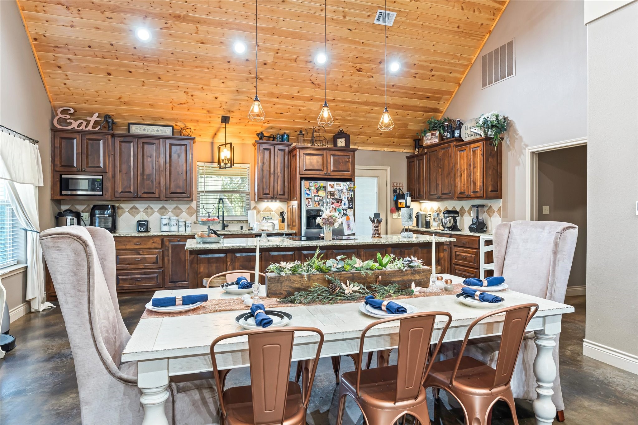 755 Anglers Ridge