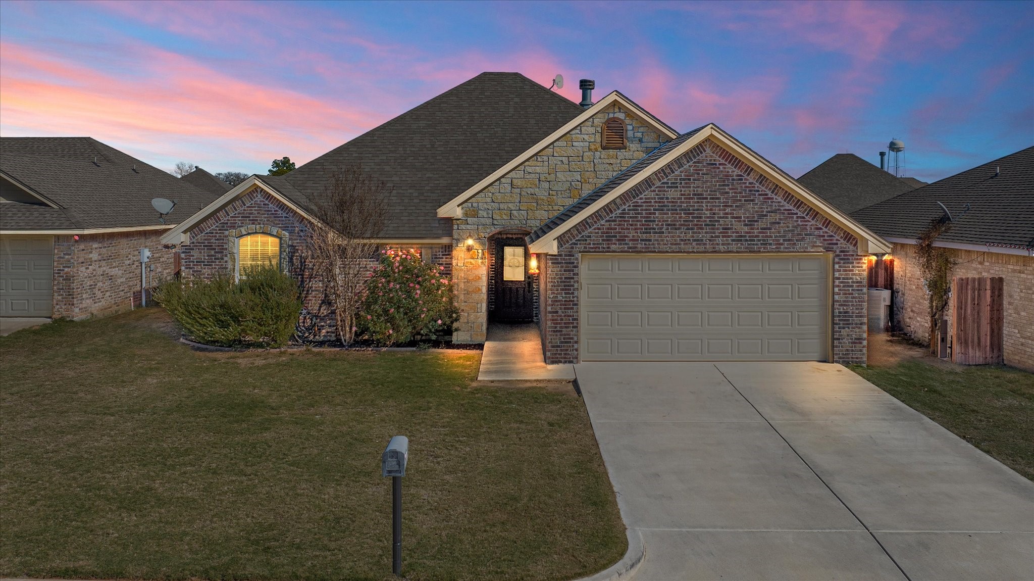 9148 Parkview Circle