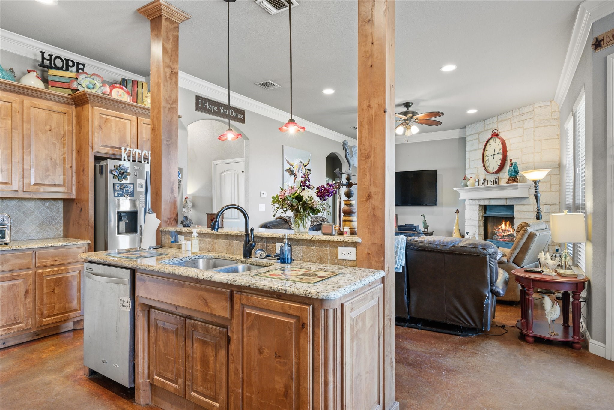 9132 Parkview Circle