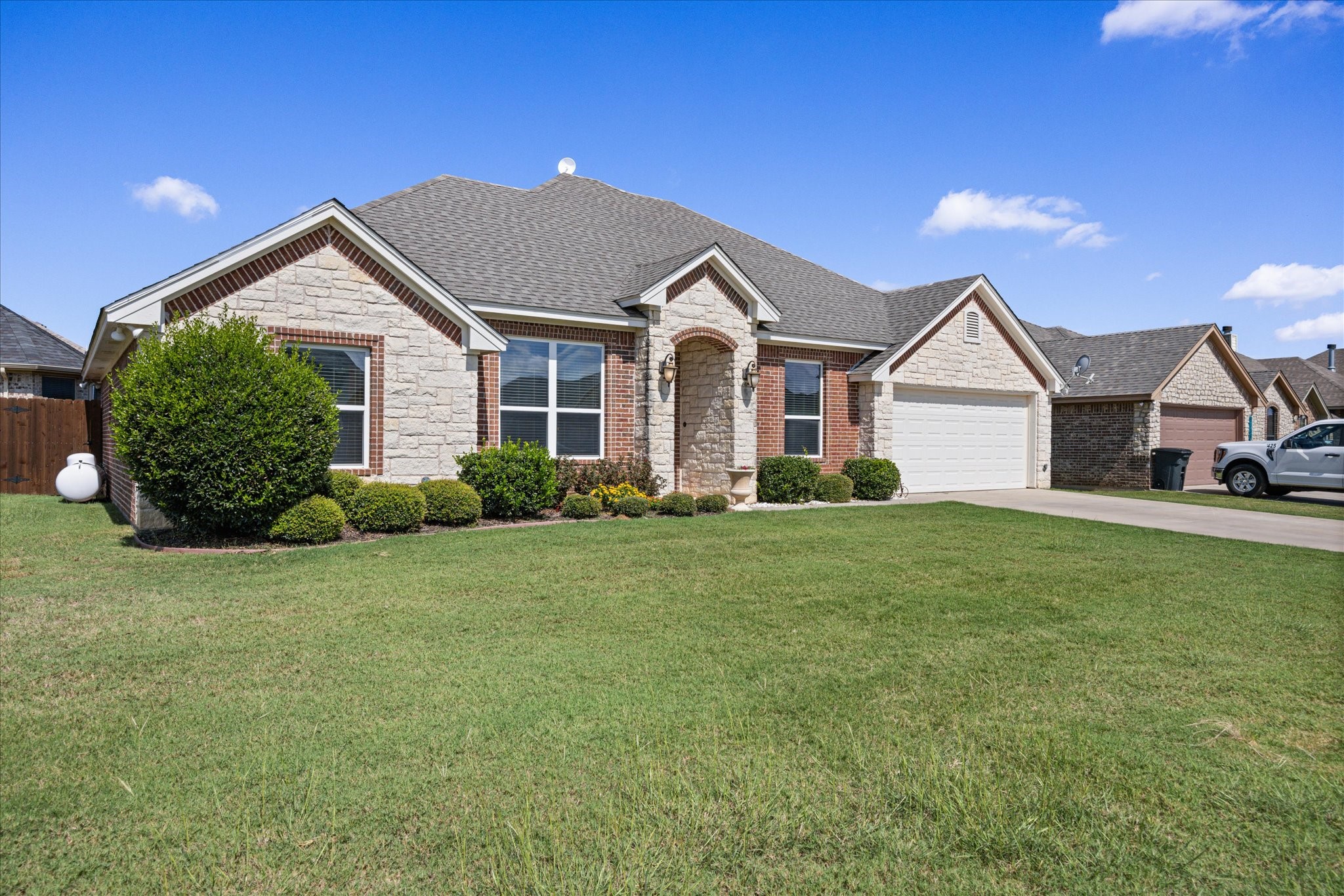9132 Parkview Circle