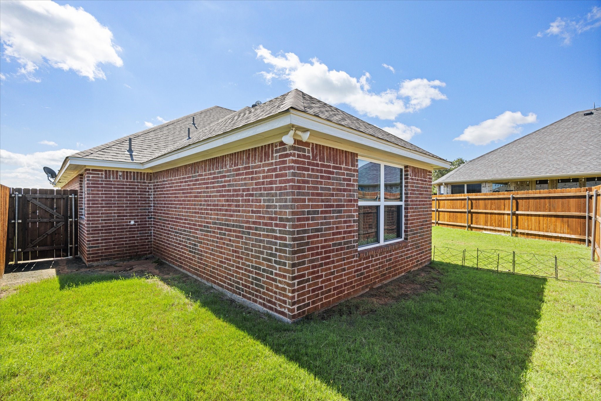 9132 Parkview Circle