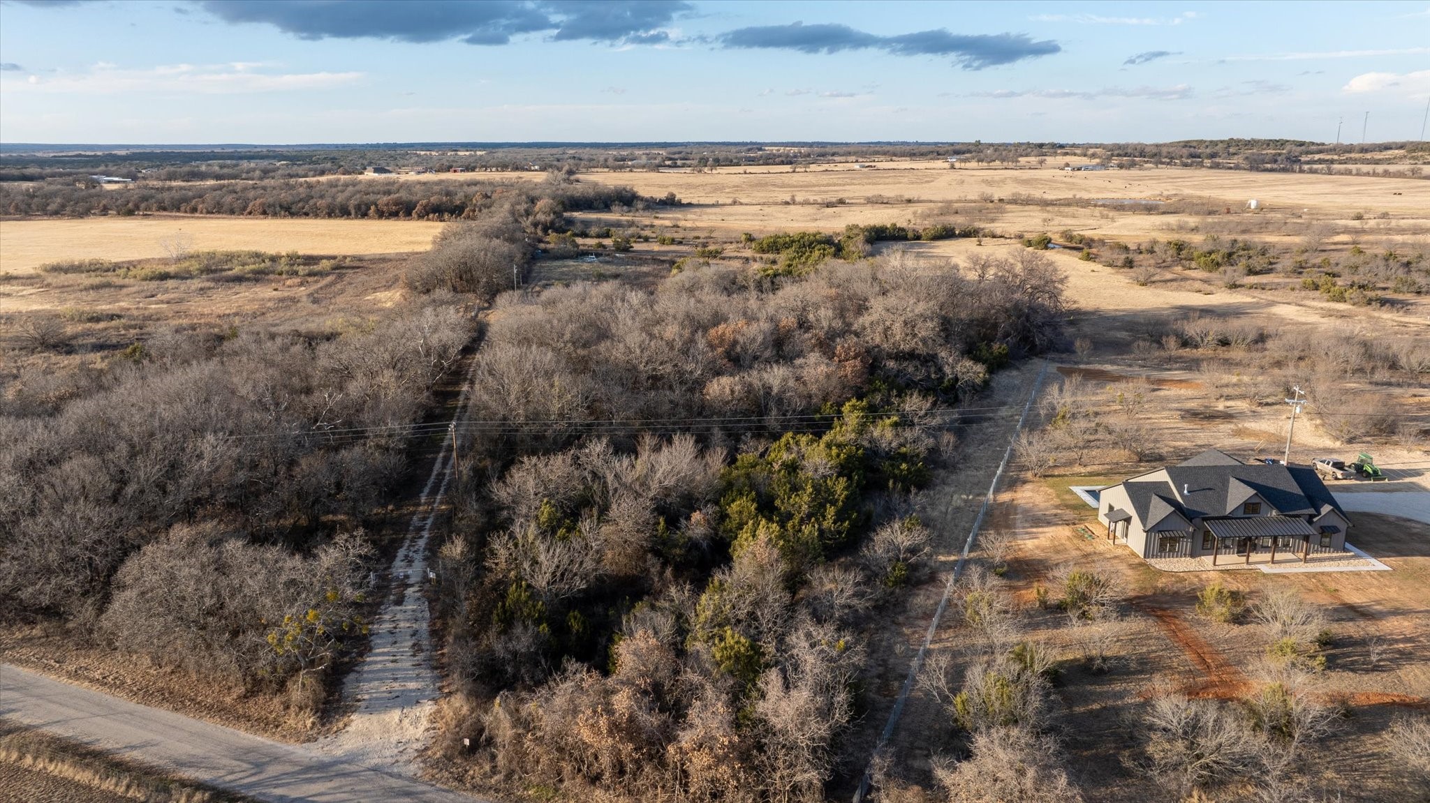 TBD HUTCHINSON 1 Road