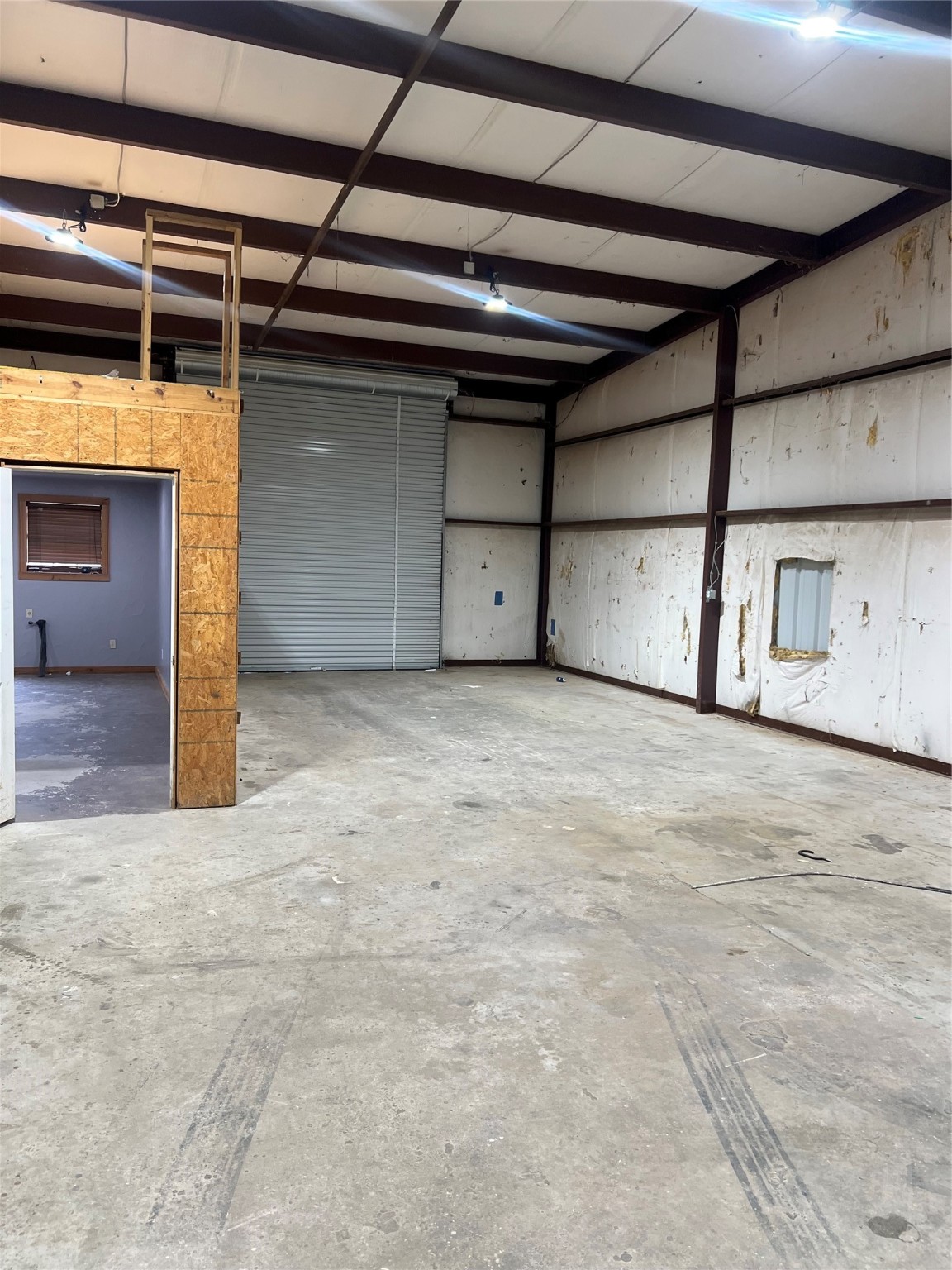 4053 Acton Highway