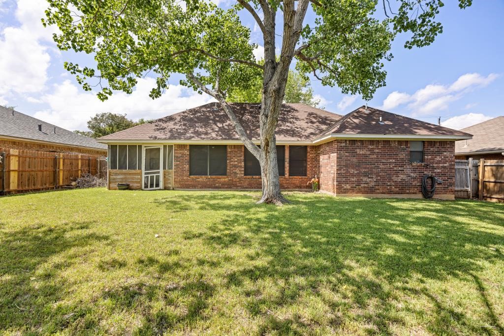 1511 Clover Lane