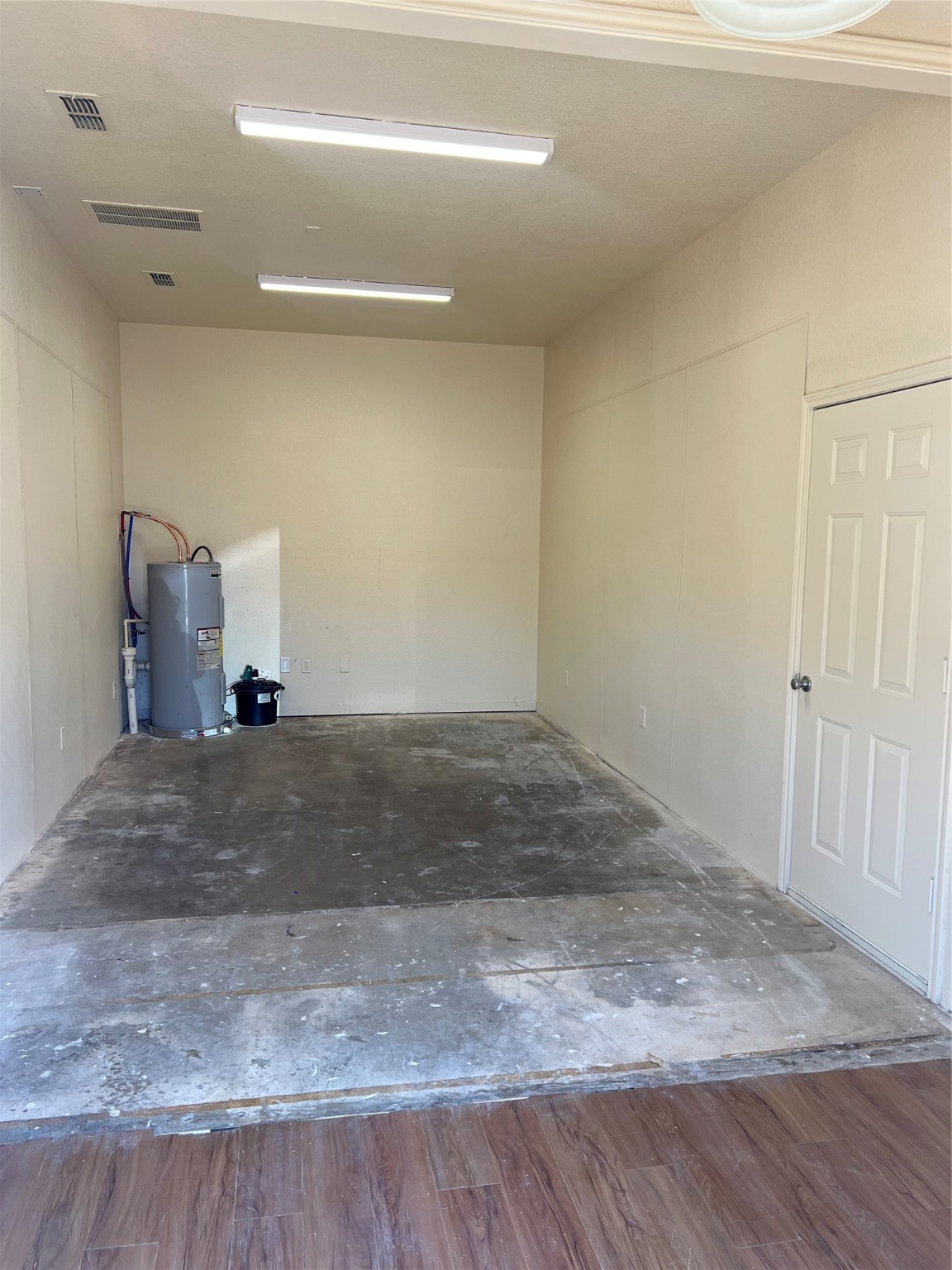 4053 Acton Highway 101