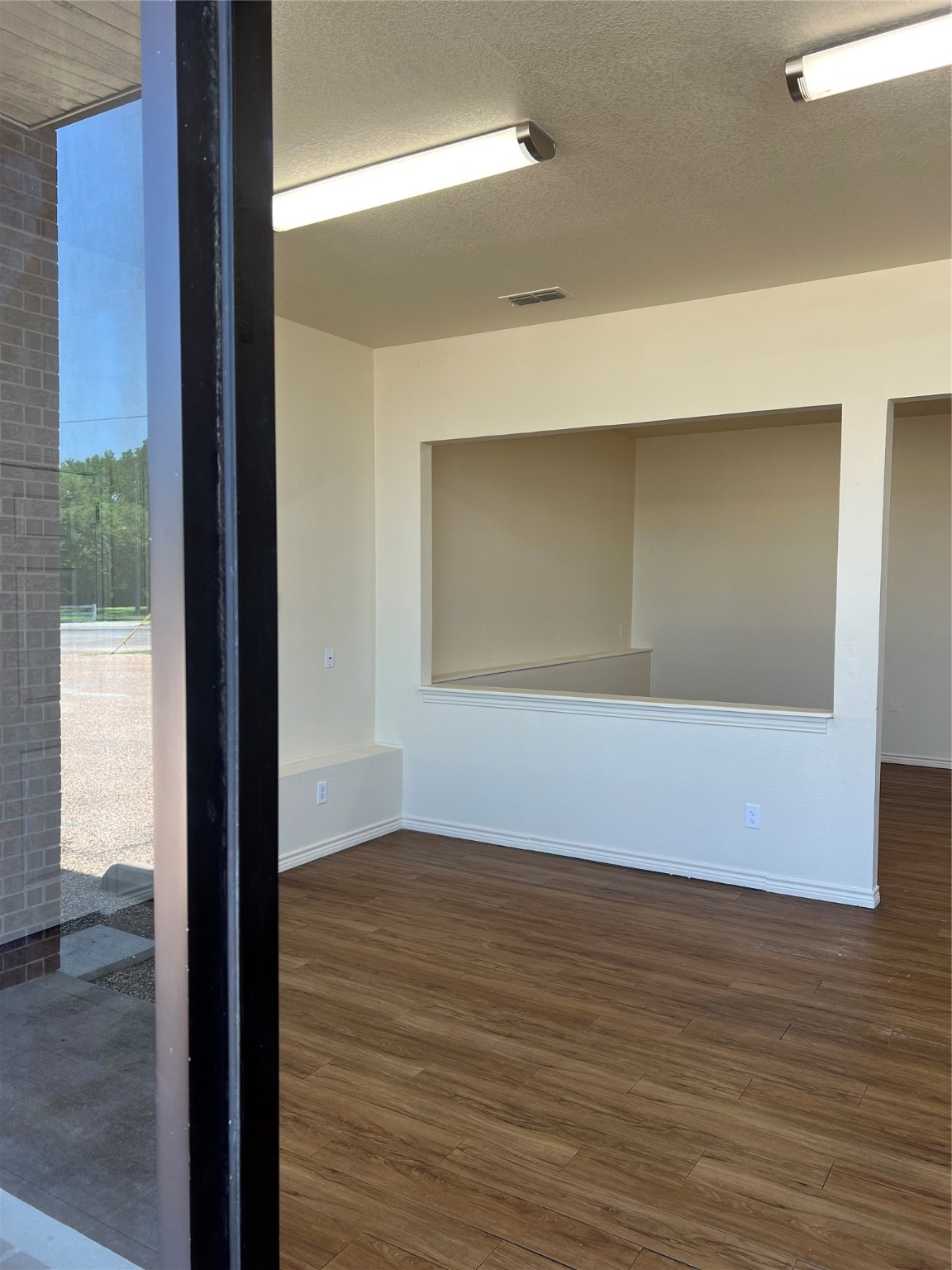 4053 Acton Highway 101