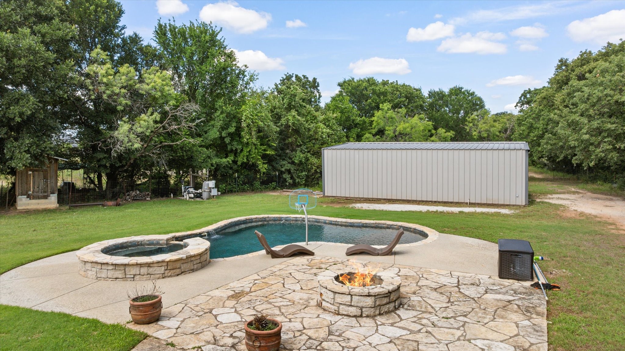 2809 Rock Church Highway