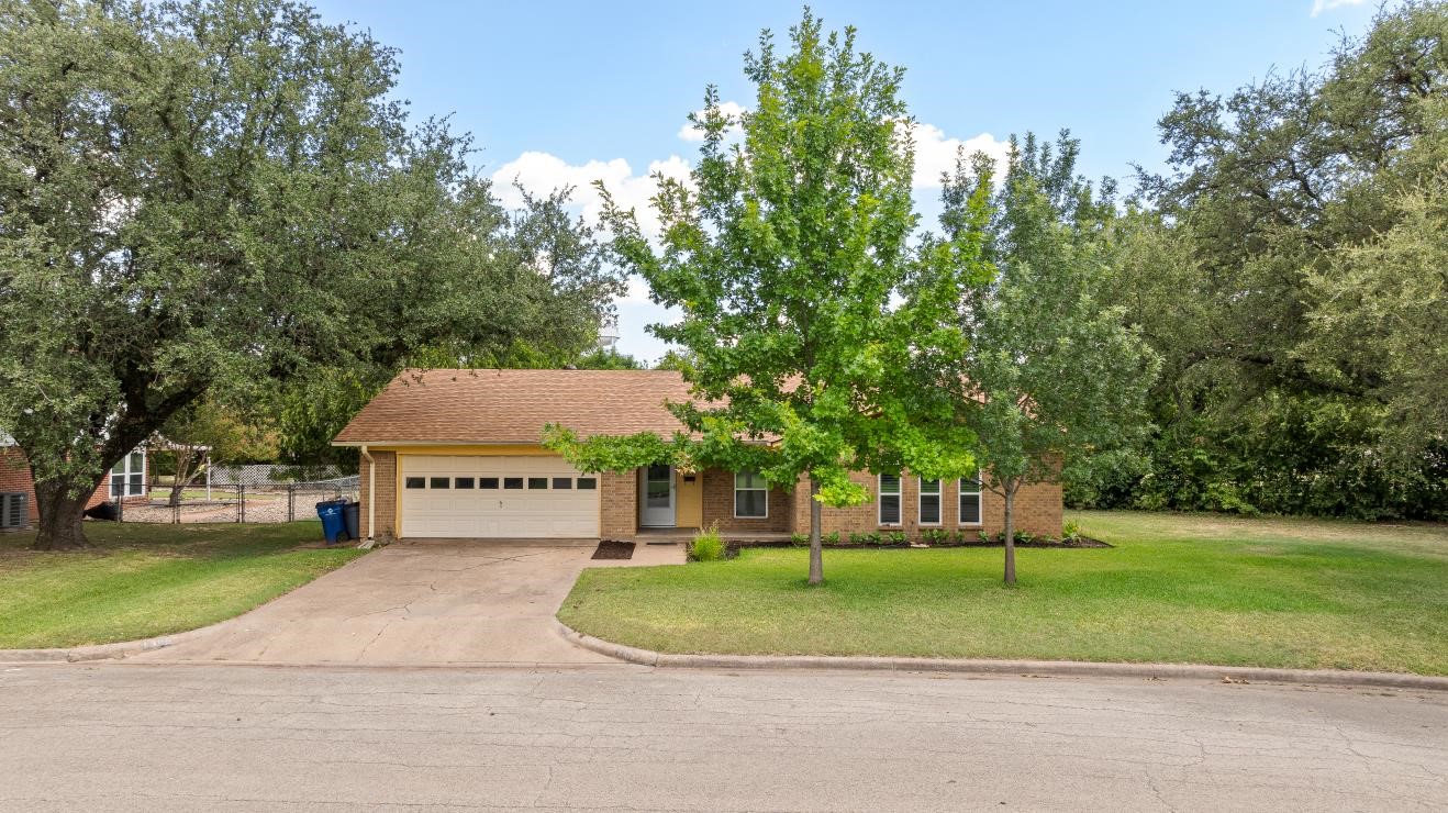 1305 Elizabeth Boulevard