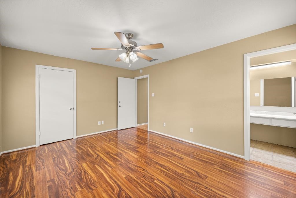 1305 Elizabeth Boulevard