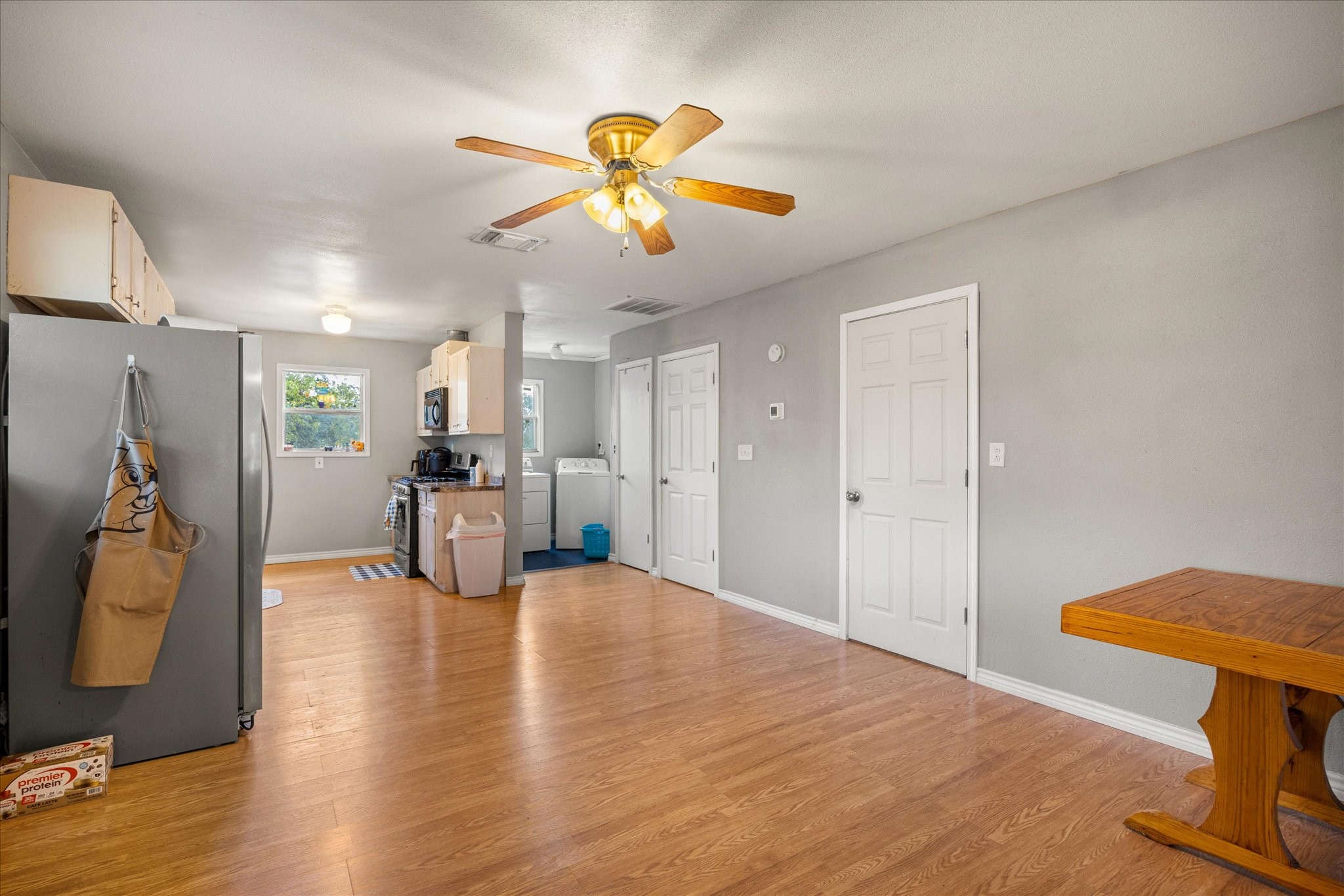 625 S Lillian Street