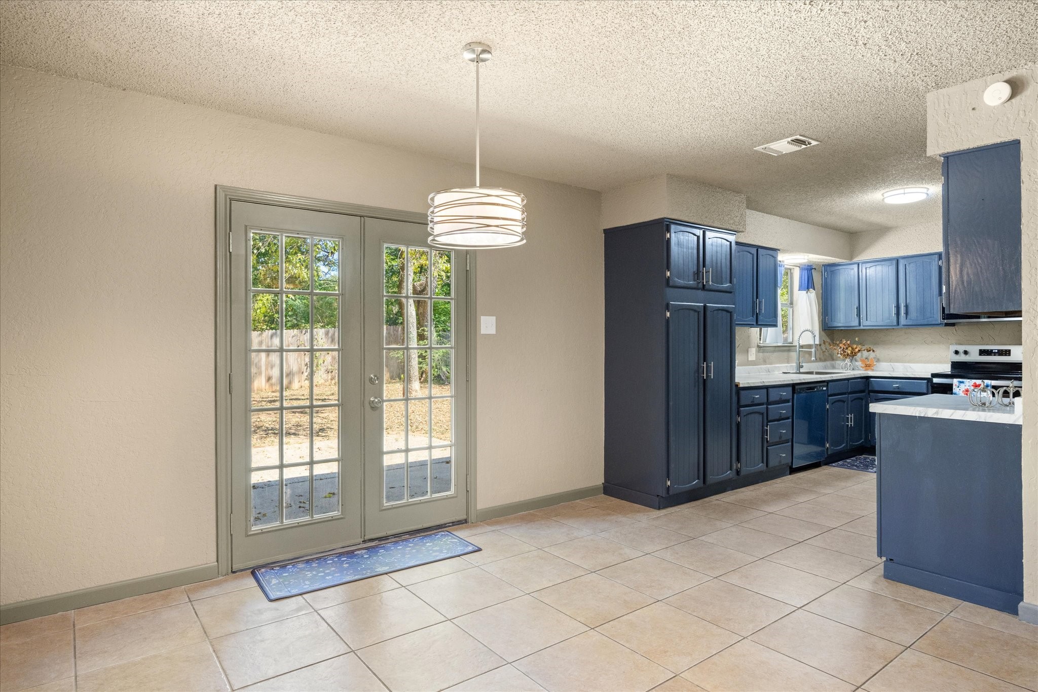 615 Whisperview Circle