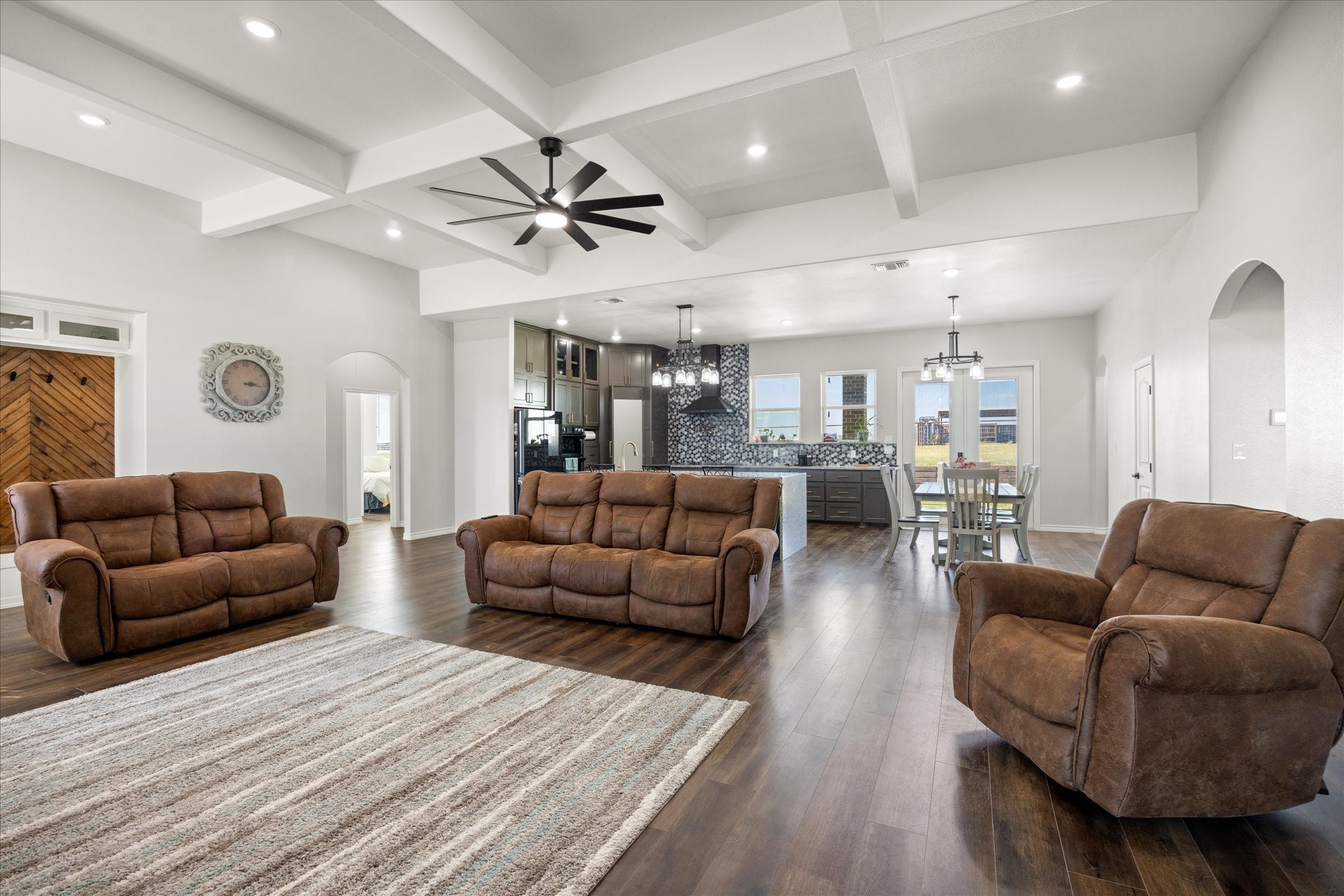 2425 County Road 184