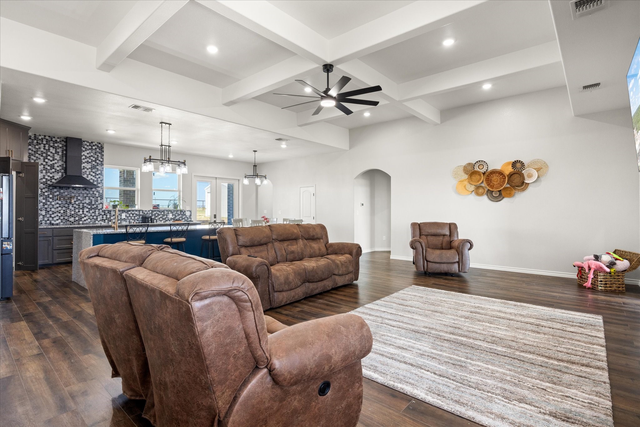 2425 County Road 184