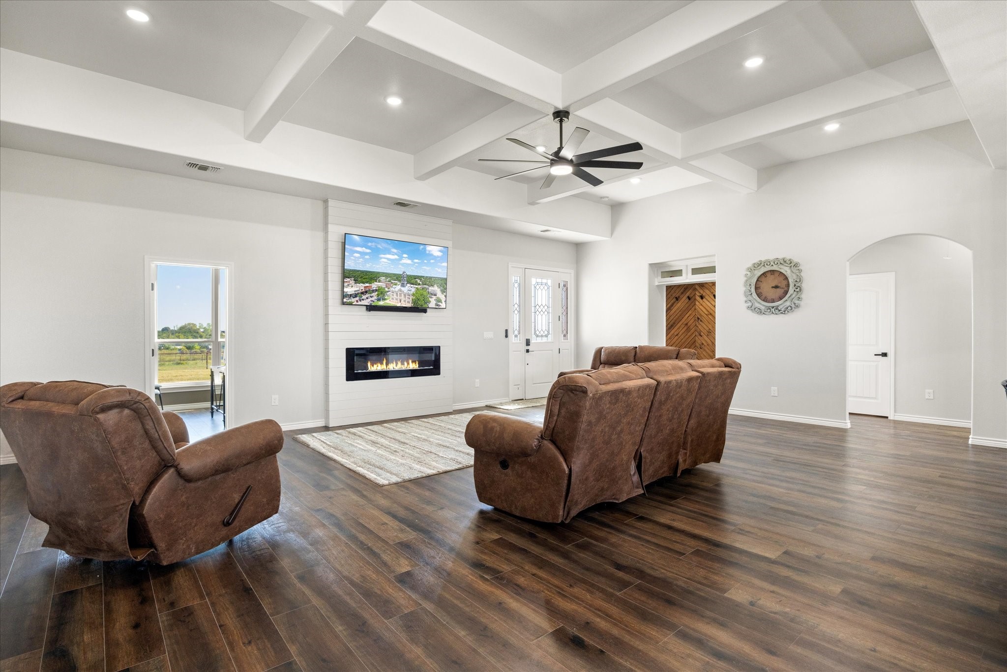 2425 County Road 184