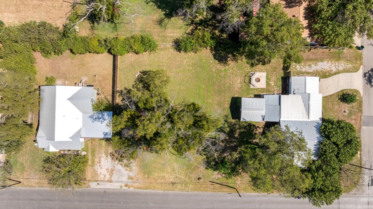 625 S Lillian Street