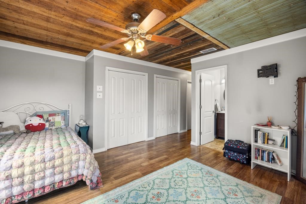 625 S Lillian Street