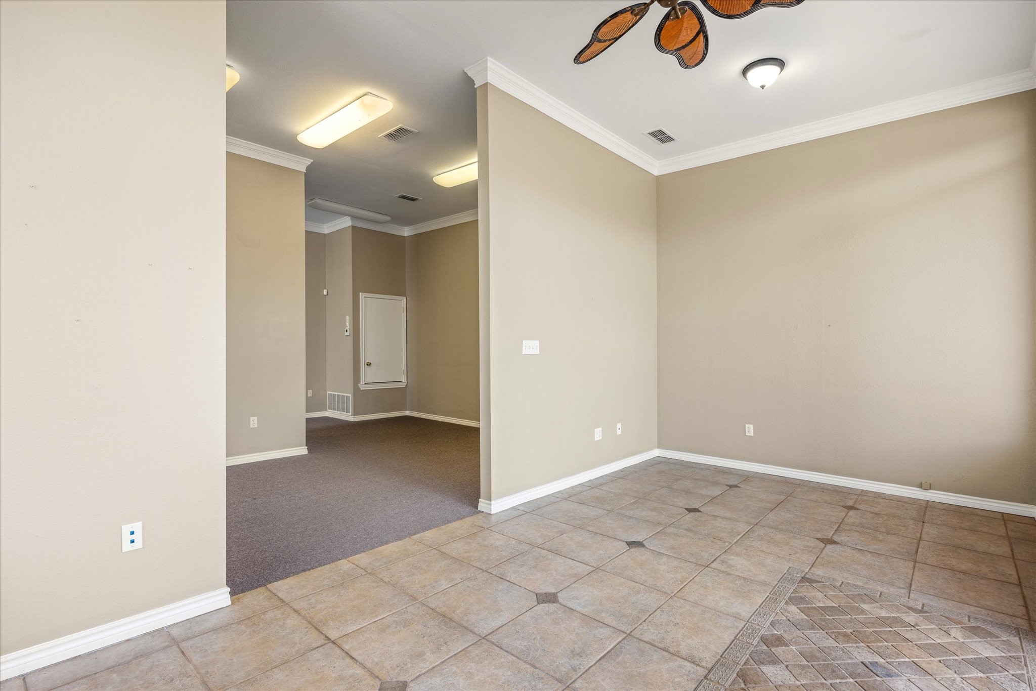 4053 Acton Highway Suite 103 & 104